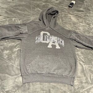 Point Sportswear sweatshirt , size is a Medium and color is grey and white